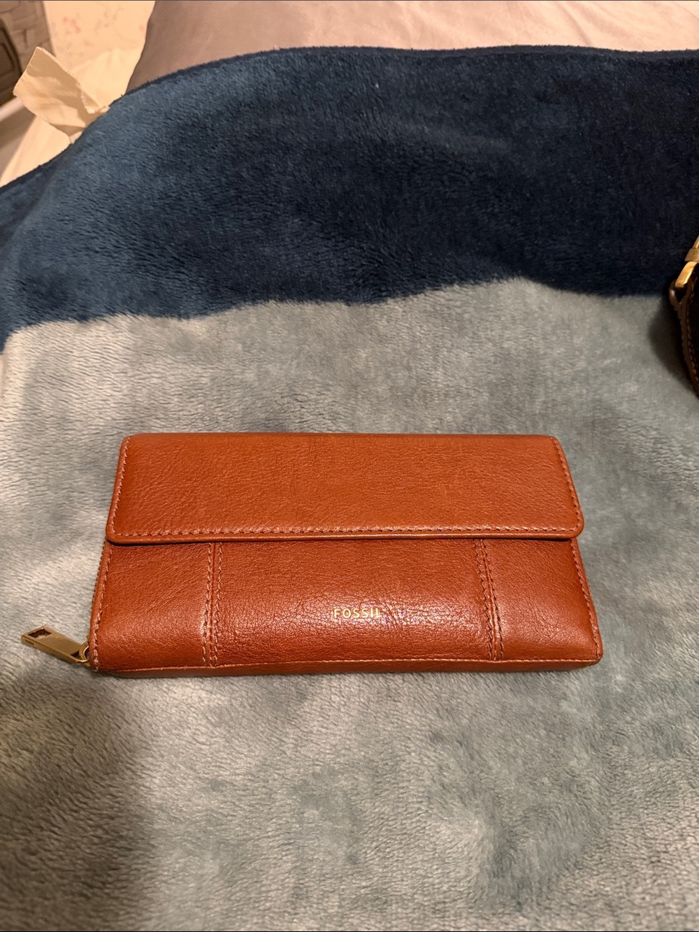 Fossil Leather Trifold Wallet in Chestnut Brown